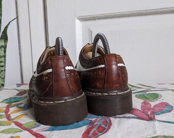 靴 Dr.Martens wing tip brown vintage Vintage Dr Martens Wing Tips 1980s Doc Martens Brogues UK 5