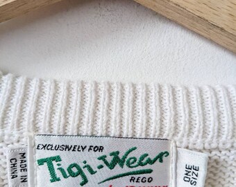 Vintage Knitted Embroidered Floral Sweater Tigi Wear Handmade