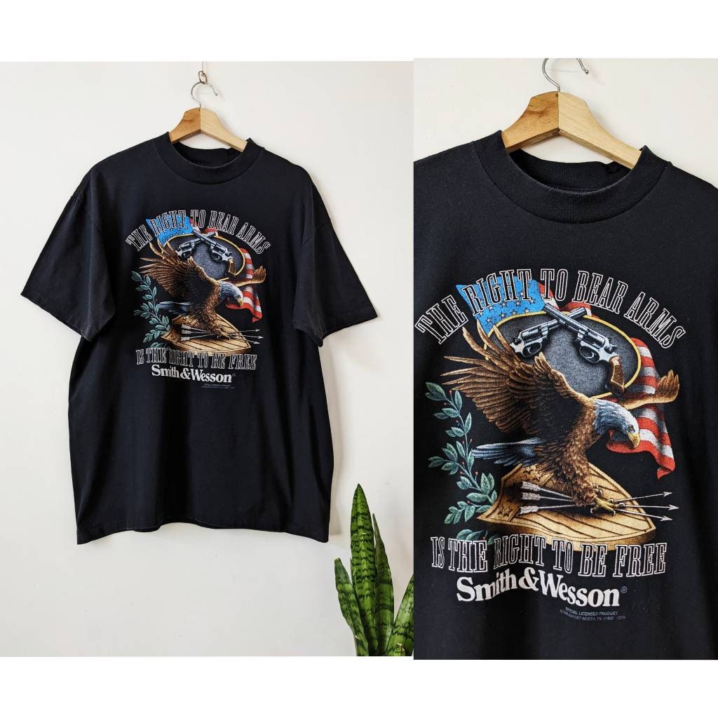 1992 Smith & Wesson Right to Bear Arms 3D Emblem T-shirt