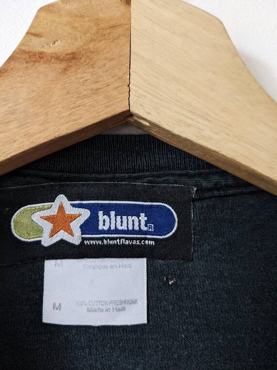 Vintage Blunt Skateboards T-Shirt 90s - image 7