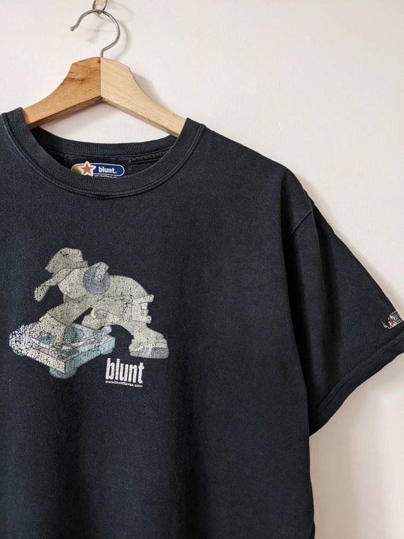 Vintage Blunt Skateboards T-Shirt 90s - image 5