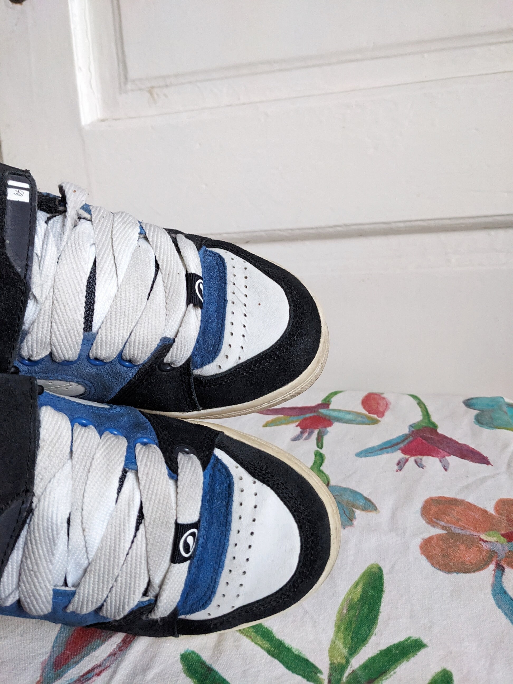 Es Footwear Accel Plus Skateboarding Shoes - Etsy
