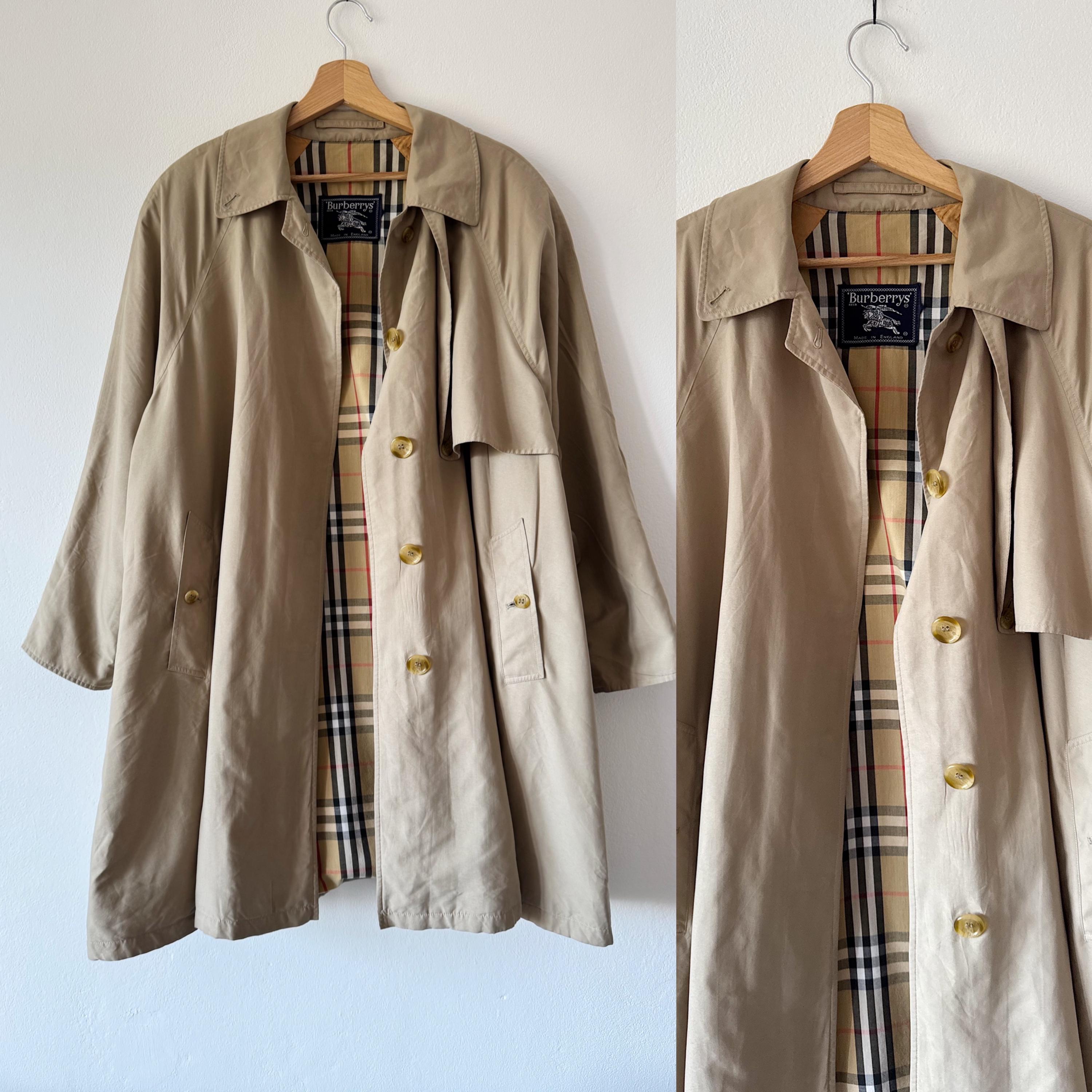 ジャケット・アウター Special Vintage Burberry coat for Women Timeless and sophisticated 1980-1990s women's vintage