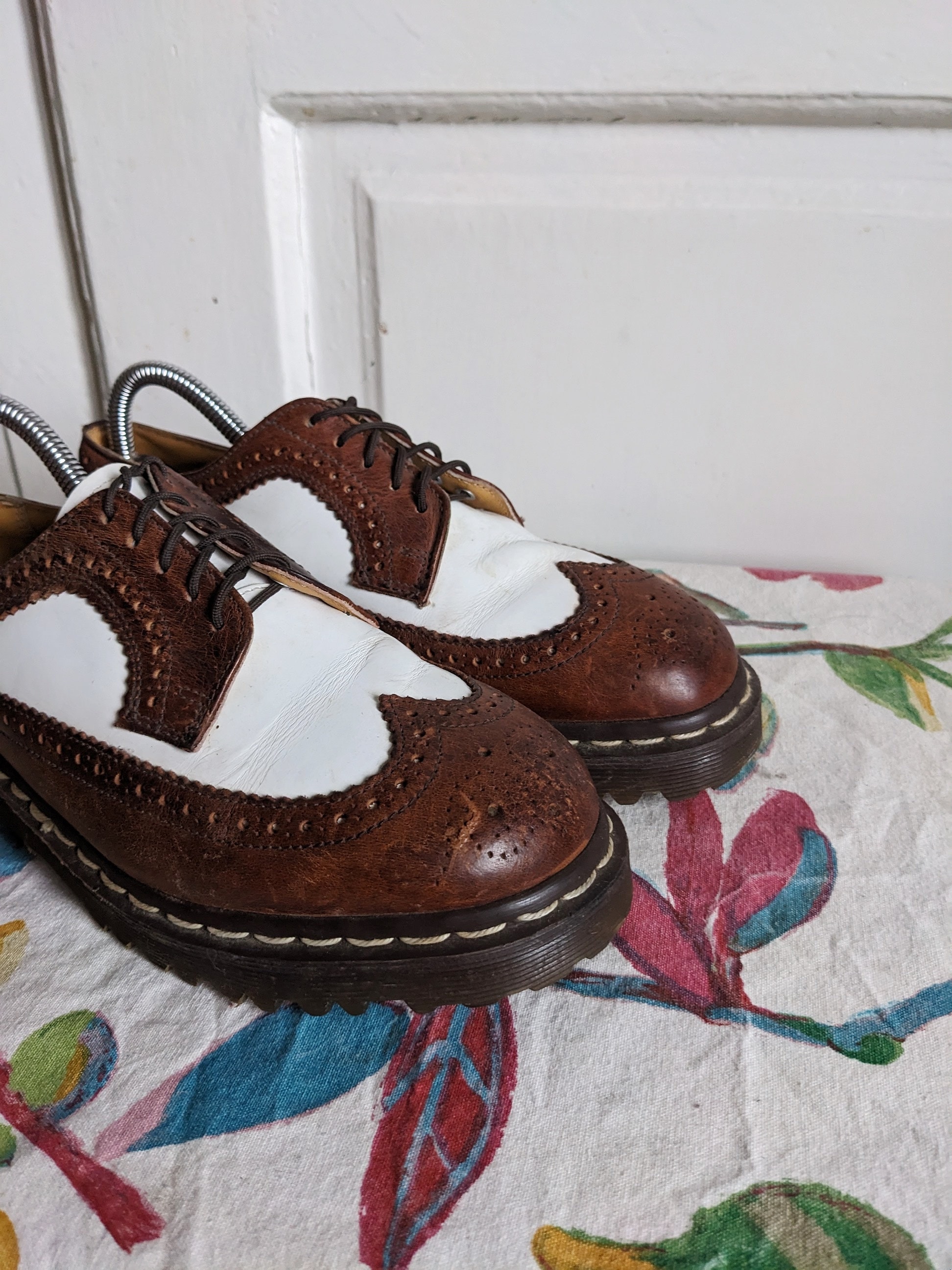 Vintage Dr. Martens 3989/59 Brogue Wingtip Oxfords Shoes - Etsy