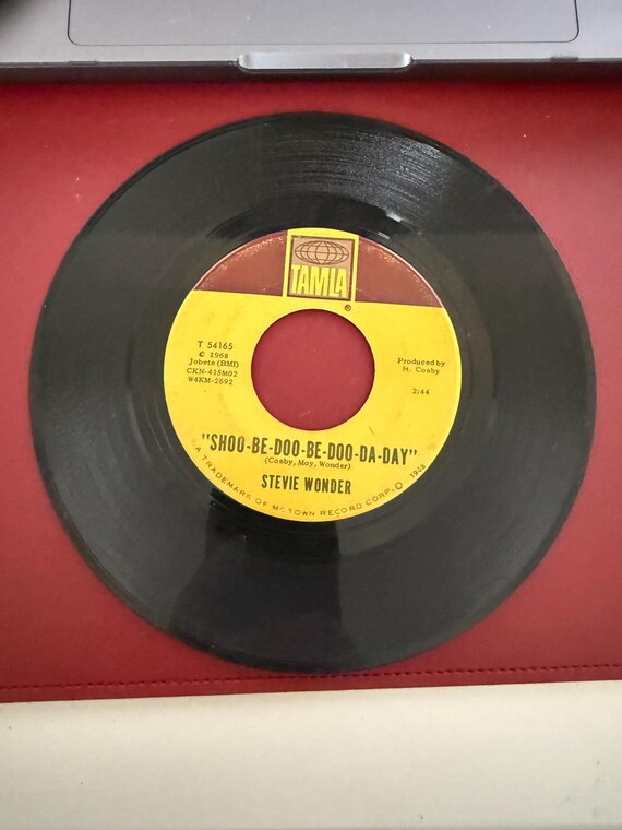 Stevie Wonder - Why Don't You Lead Me To Love/Shoo-Be-Doo (Tamla 45, 1968)