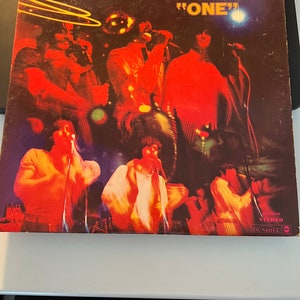Three Dog Night &quot;One&quot; 1969 Vinyl LP 12&quot; Record DS-50048 VG+ / E