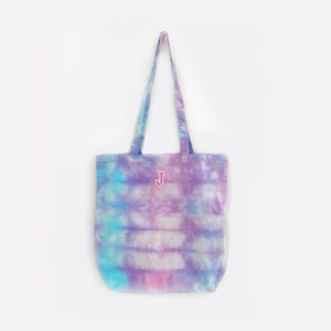 PINKY SWEAR TOTE <3 tie-dye tote bag personalized with pink initial patch - shibori tie-dye