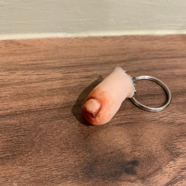 Middle Toe Key Ring