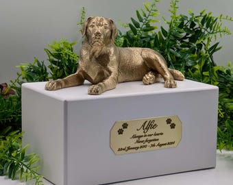 Urna funeraria artesanal para cenizas de perro Labrador / Caja conmemorativa para mascotas con placa personalizada con nombre.