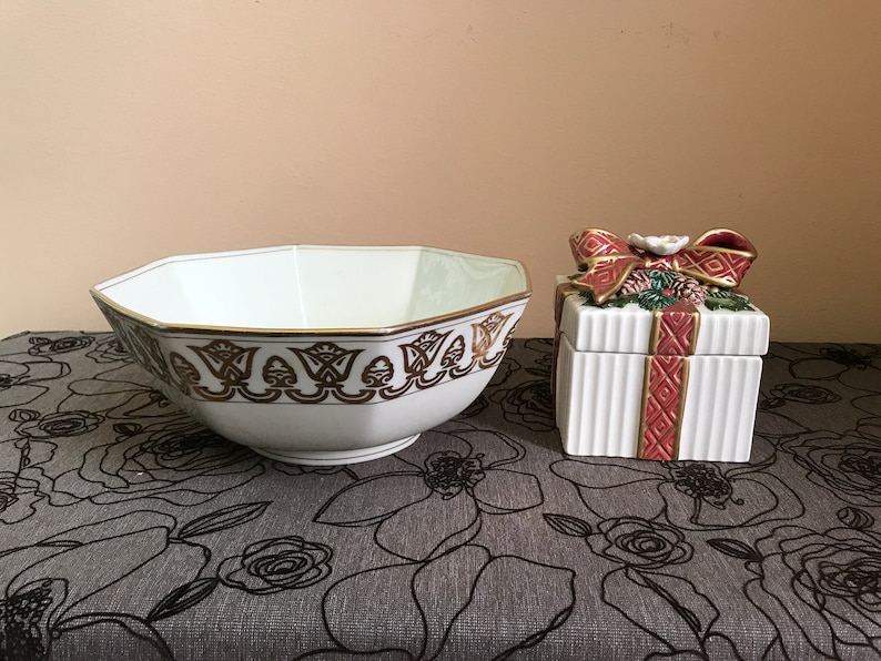 Fitz /& Floyd box and bowl