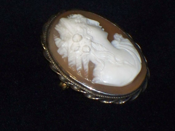 Antique Sardonyx Shell Cameo Brooch Silver Vintag… - image 2