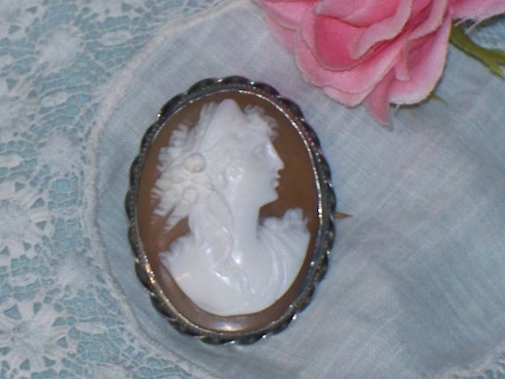 Antique Sardonyx Shell Cameo Brooch Silver Vintag… - image 5