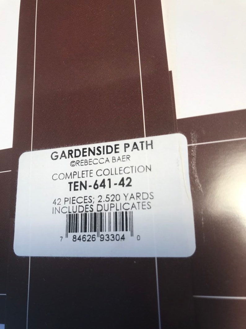 by Robert Kaufman 10 GARDENSIDE PATH Layer Cake