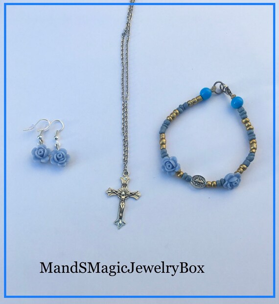 nice cross necklace