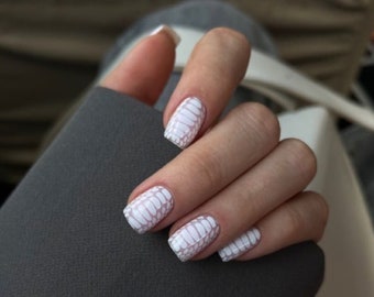 24pcs White Snakeskin Print Short Nails| Press On Nails Short| Nail Press On| Fake Nails| Short Square Press On Nails| Press On Nails Square