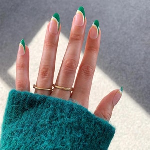 24 pcs Green French Tip Press On Nails| Press On Nail Short| Nail Press On| Almond Press On Nail |Short Nail| Fake Nail Set| Glue On Nail