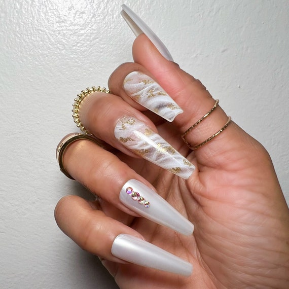 Lux collection: Matte White Rhinestone : Best press on nails in India – The  NailzStation