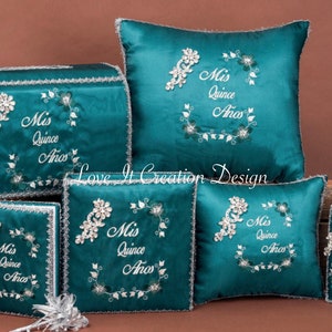Set de Cojines para Quinceanera/Custom made Pillow Set/ Set de Cojines para Quinceanera Custom Sweet Sixteen Set Quinceanera Pillow Set