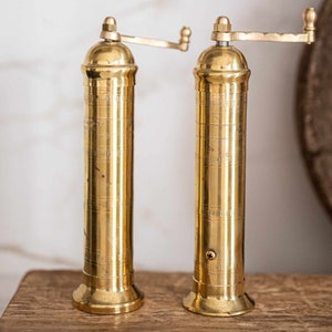 Brass Mill' 9" Salt or Pepper Grinders Vintage Home Decor - Etsy