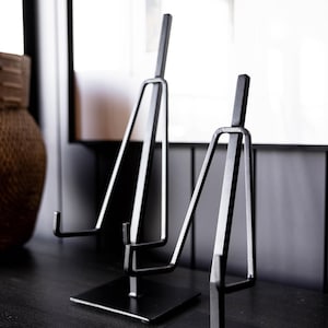 Dual Arm Black Iron Easel