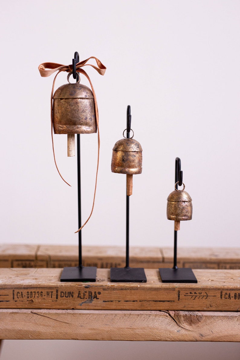 Supports de cloches vintage d'inspiration cuivre Supports de cloches en fer Luxe B Co image 2