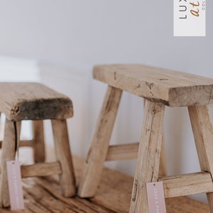 Wooden Stool Vintage Small Old Rustic Elm Wood Display Riser Stand Stool Kitchen Stool Bathroom Stool Kid Bench Stool Entryway Bench zdjęcie 6
