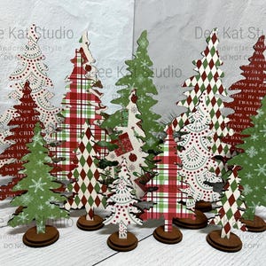 Decorative freestanding trees in 5 sizes from 4 to 10 1/2 inches, 6 design prints, Red and Green Collection One, Christmas decor