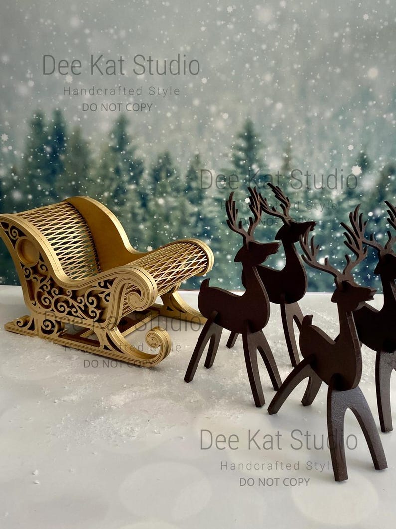 Miniature sleigh for home decor, stained, gold or red and gold, Christmas centerpiece, mantel, gift presentation afbeelding 7