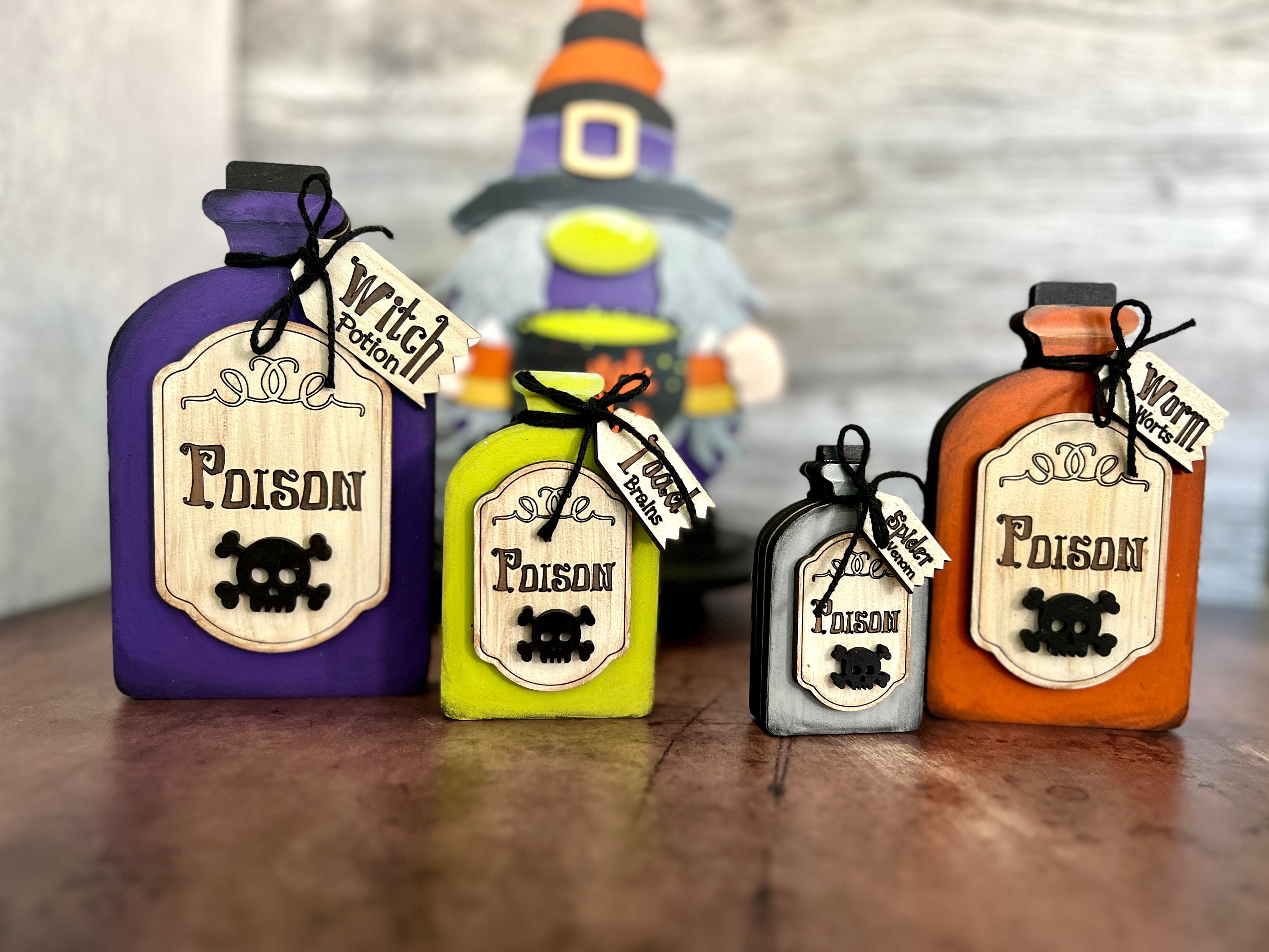Poen 6 Pcs Halloween Potion Bottle with Cork and Lid 16 oz Glass Apothecary  Bottles with 6 Pcs Label Stickers Vintage Black Spell Jars for DIY