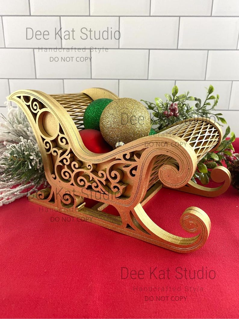 Miniature sleigh for home decor, stained, gold or red and gold, Christmas centerpiece, mantel, gift presentation afbeelding 3