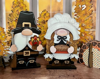 Hand Painted Pilgrim Gnomes or Turkey Shelf Sitter – Fall Thanksgiving Deco – Boy or Girl Gnome – Autumn Mantel Display