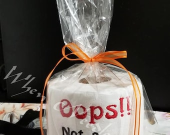 Máquina bordado papel higiénico diseño Oops no es un pedo