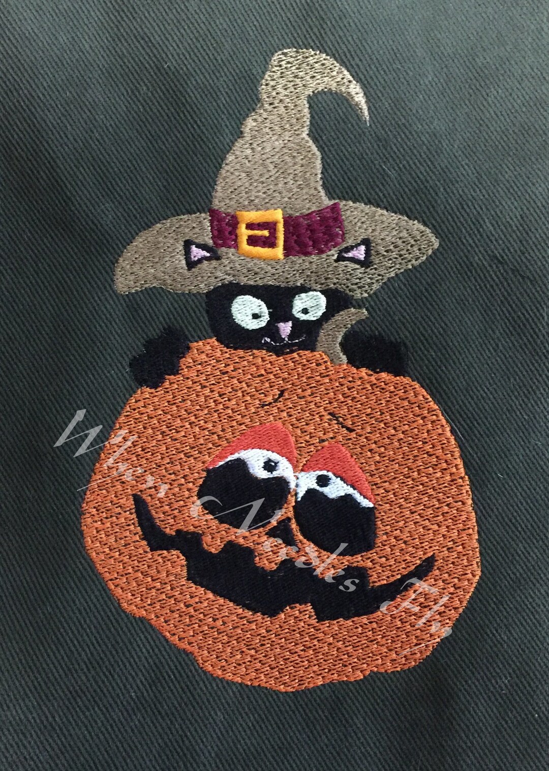Machine Embroidery Design Halloween Black Cat With Pumpkin in Size 4x4 ...