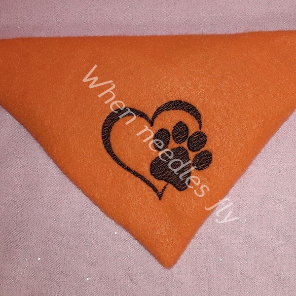 machine embroidery design ITH (in the hoop) Pet Paw Heart Dog Bandanna