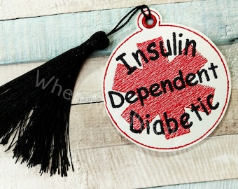 Diseño de la máquina de bordado para un llavero diabético dependiente de la insulina en el aro, llavero, marcador 4x4