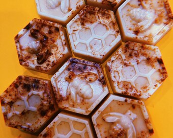 Honey Infusion Minis: Delightful Party Favor Soaps