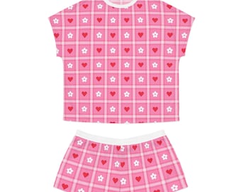 Conjunto de pijama a cuadros con corazones y flores rosas, pantalones cortos y top