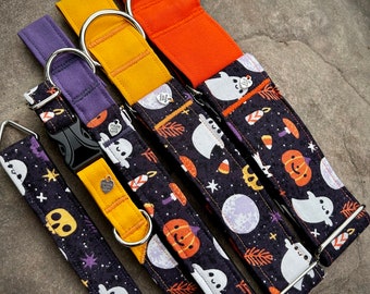 Cute ghosts and pumpkins dog collar