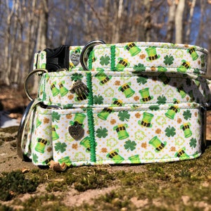 St Patrick’s day clover and top hat dog collar