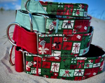 Wrapped Presents dog collar