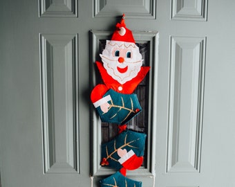 Portatarjetas navideño de Papá Noel de fieltro vintage, decoración de pared hecha a mano (41 x 8 pulgadas)