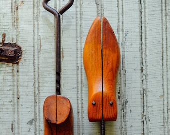 Antique Vintage Shoe Stretcher Pairs, Vintage Cobbler Shoe Forms, Cobbler Shoe Form, Fall Decor Shoe Form, Antique Shoe Form