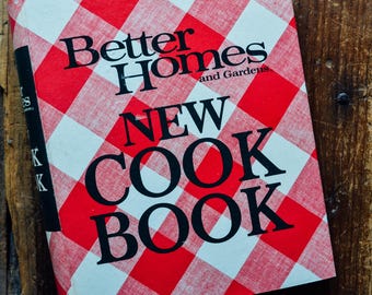 Vintage Better Homes & Gardens New CookBook, BHG Cookbook, Vintage Books, Copyright 1968, Vintage Book, Kitchen Decor