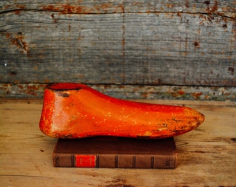 Vintage Shoe Form, Cobbler Shoe Form, Fall Decor Shoe Form, Vintage Shoe Form, Antique Cobbler Decor, Primitive Decor, Vintage Shoe