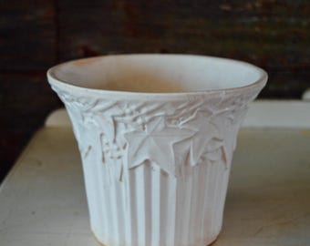White Mccoy Planter, Ivy and Berries Mccoy, Mccoy Planter