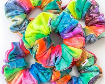 Velvet Colorful Tie Dye Scrunchie, Multi-colored Velvet Hair Scrunchies, Tie Dye Velvet Scrunchie, VSCO 90s 00s