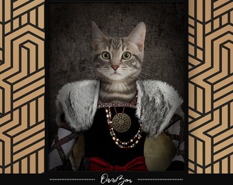 Puede incluir: Un gato atigrado gris con un disfraz negro y rojo con un cuello de piel y un collar de cuentas con un gran colgante de metal. El gato está mirando directamente al espectador. El fondo es una pared gris oscura con textura.