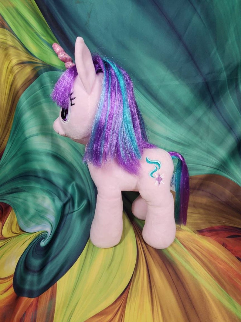 pokemon trainer doll