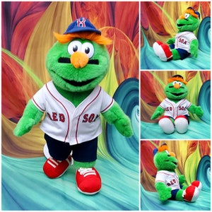 RARE Build A Bear Boston Red Sox Mascot Green Monster WALLY 20