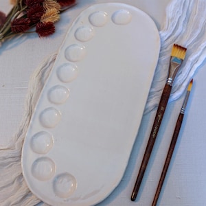 13.5 inch Organic shaped painter&#39;s palette #2, Watercolor, gouache, oil paint palette...&quot;Daisy white&quot; Handmade ceramic palette, PRE-ORDER